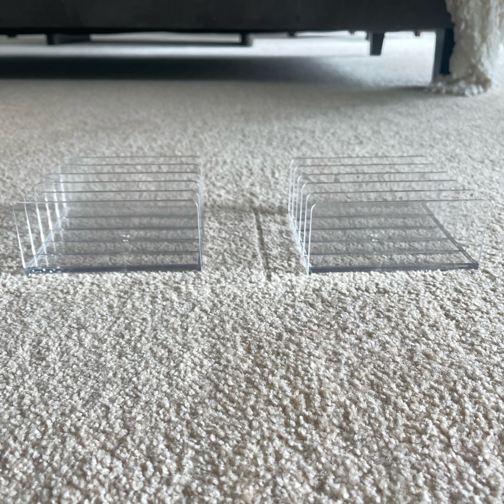 File Holder / Makeup Palette Organizer